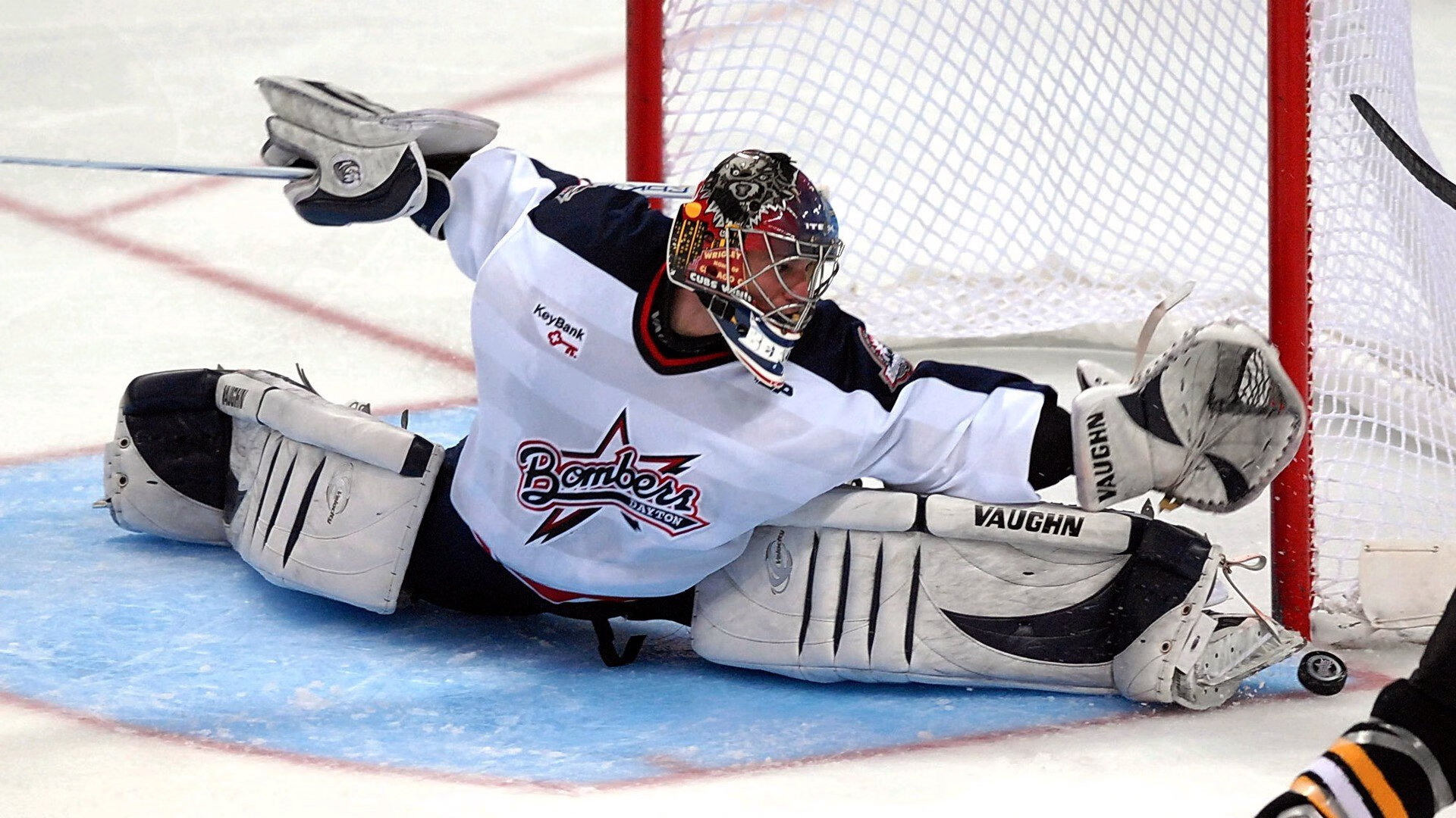 _魔术队展现韧性，逆转赢得关键比赛_，魔术队的比赛